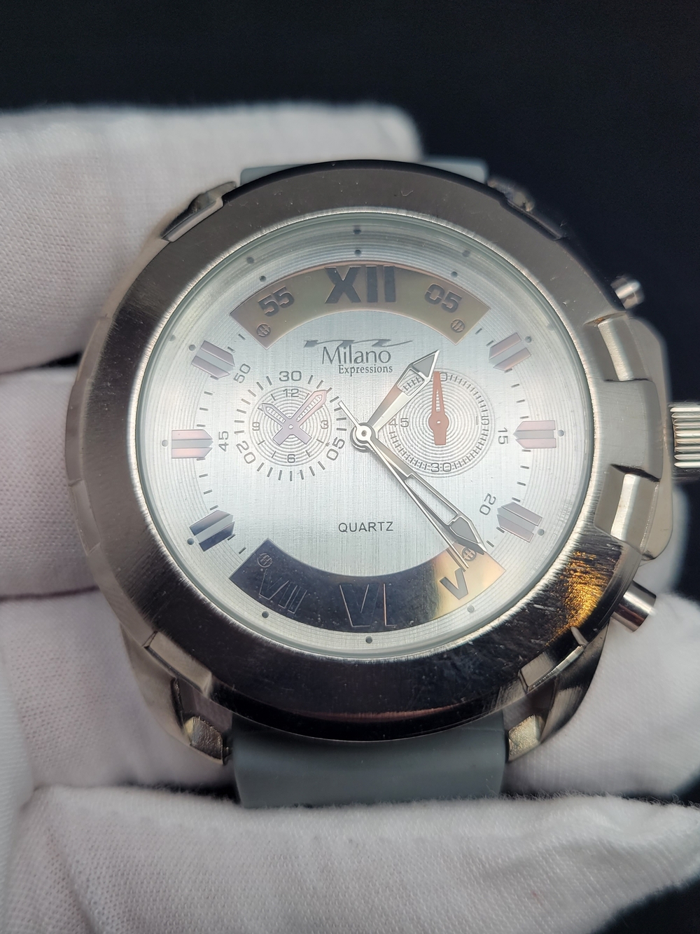 Milano Expressions Silver-Tone Quartz Fashion Watch